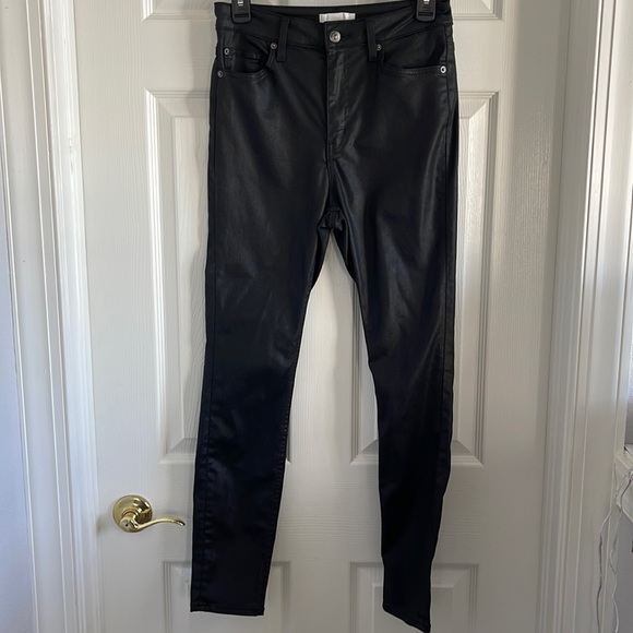 H&M Shiny Black Skinny Pants - Picture 1 of 5